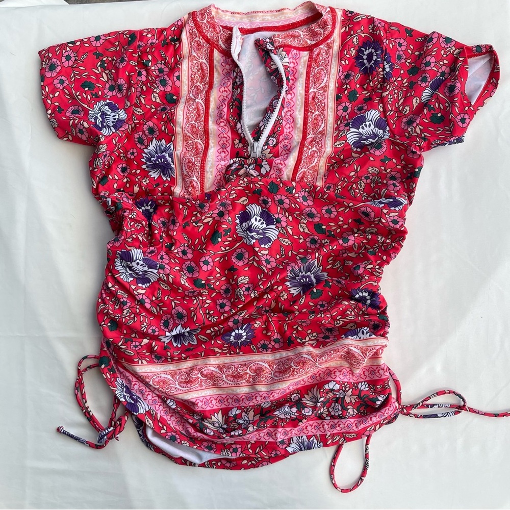 Floral Red Swim Coverup Women’s Large